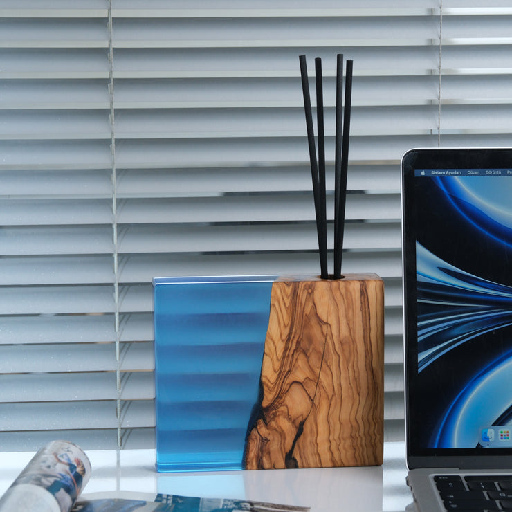 Epoxy Reed Diffuser Square, Handmade Wood Resin Diffuser with Black Reed Wood Sticks, Housewarming Gift, Luxury Home Decor, Christmas Gift - Art Wood Lab