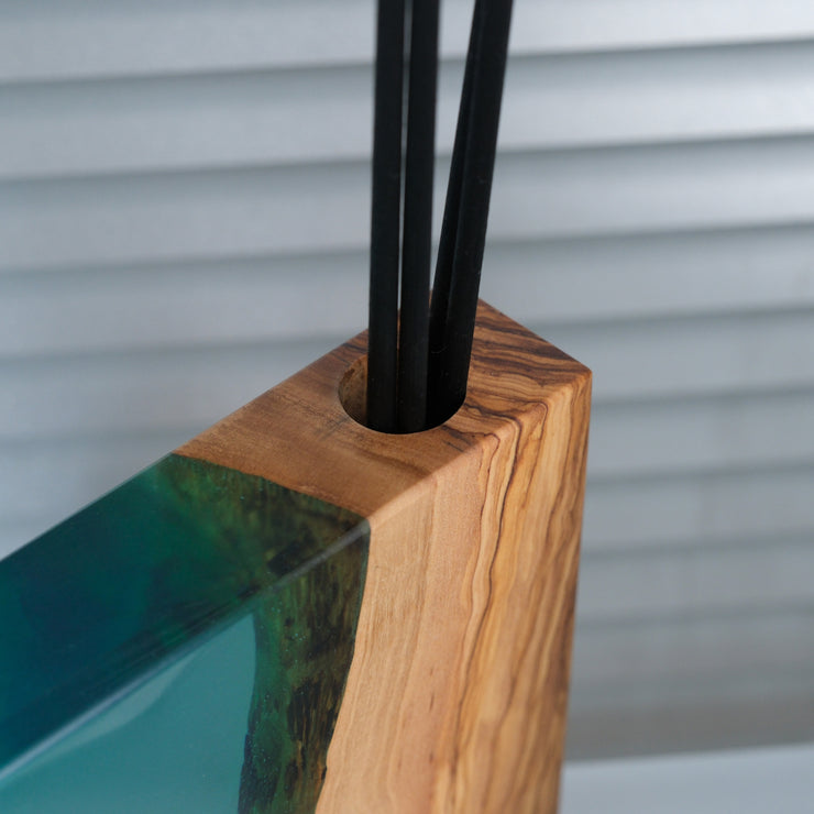 Epoxy Reed Diffuser Square, Handmade Wood Resin Diffuser with Black Reed Wood Sticks, Housewarming Gift, Luxury Home Decor, Christmas Gift - Art Wood Lab