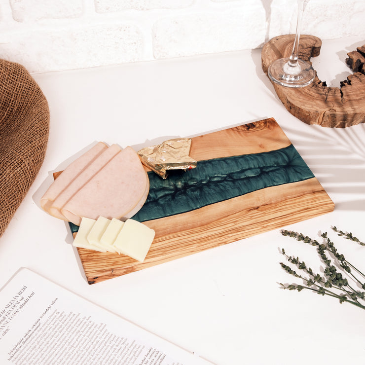 Personalized Custom Charcuterie Board, Handmade Resin Serving Board, Perfect for Kitchen and Dining, New Home Gift (Copy) - Art Wood Lab