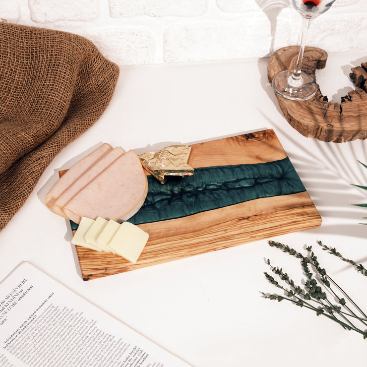 Personalized Custom Charcuterie Board, Handmade Resin Serving Board, Perfect for Kitchen and Dining, New Home Gift (Copy) - Art Wood Lab